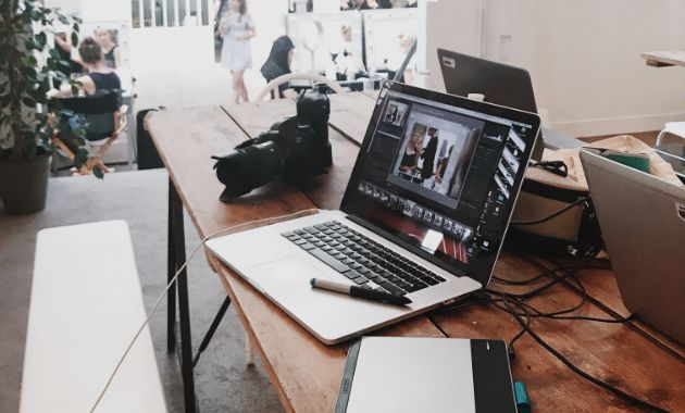New paper explores how AI is affecting the level of autonomy in newsrooms